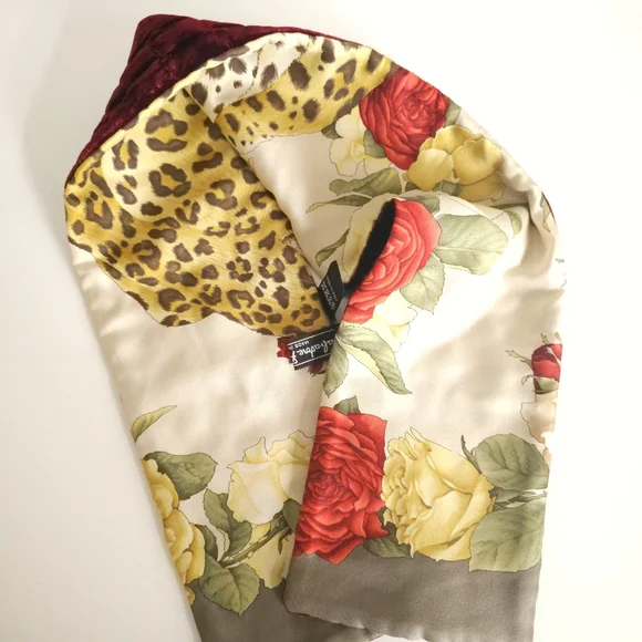 Salvatore Ferragamo burgundy velvet flower leopard pattern silk scarf - Picture 12 of 16